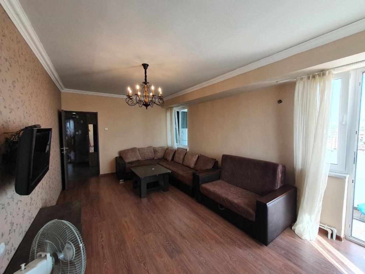 Apartment In Yerevan On Amiryan Street Extérieur photo