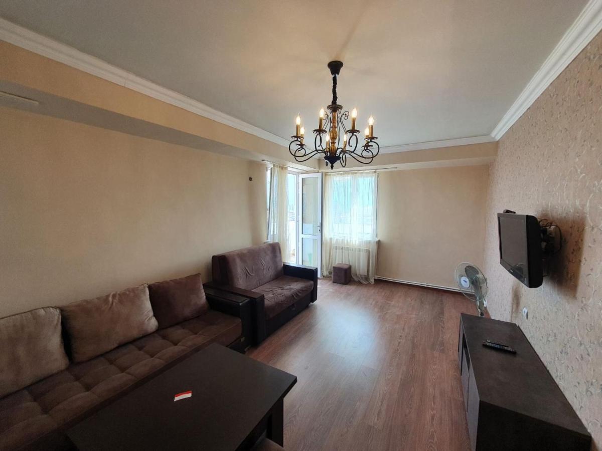 Apartment In Yerevan On Amiryan Street Extérieur photo
